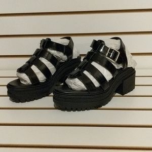 Asos design wide fit hugo chunky mid heeled sandal